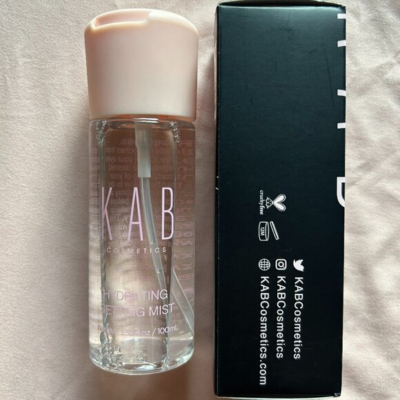 New! KAB COSMETICS Hydrating Setting Mist - Picture 4 of 6